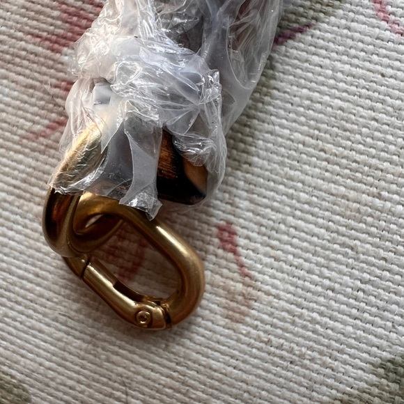 BN Clare V. 🎋Bamboo🎋handle w brass hardware - Picture 4 of 6